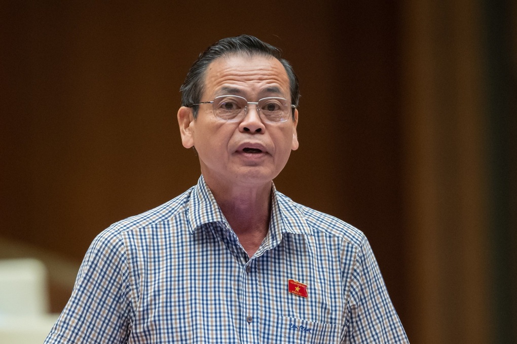 Quốc hội tranh luận nảy lửa về thực trạng cán bộ sợ sai, không dám làm gì - 1 Quốc hội tranh luận nảy lửa về thực trạng cán bộ sợ sai, không dám làm gì - 1