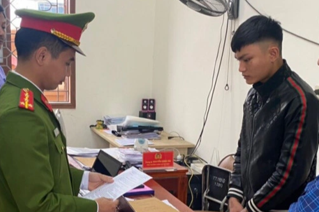 3 người bị khởi tố vì chiếc gầu máy xúc - 1