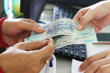 Nhiều năm không dạy vẫn lĩnh lương, thầy giáo Hà Nội bị buộc ra khỏi ngành