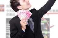 Trung Quốc: Khoe uống trà 60.000 USD, nhân viên công ty bị điều tra