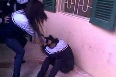 Lãnh đạo Hà Nội đồng tình mức kỷ luật “nữ sinh đánh bạn”