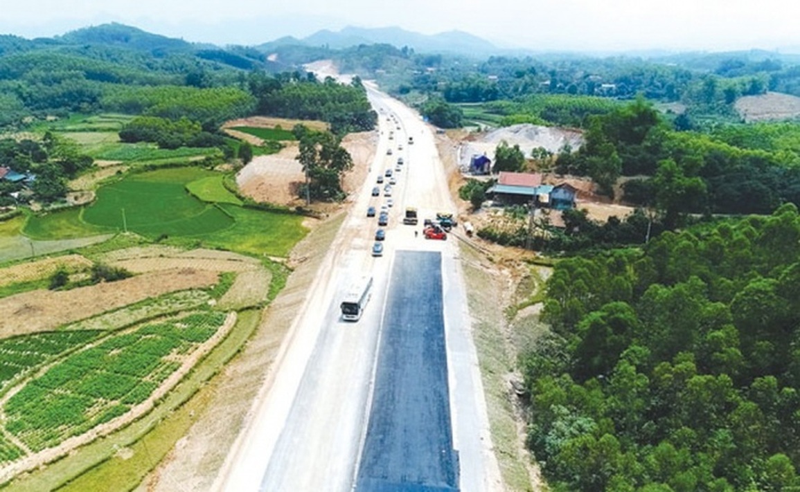 Dự án cao tốc cấp thiết nhất tỉnh biên giới Cao Bằng được cam kết rót vốn - 1 Dự án cao tốc cấp thiết nhất tỉnh biên giới Cao Bằng được cam kết rót vốn - 1