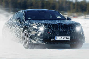 Mercedes-AMG xác nhận chuẩn bị ra xe điện mới, cạnh tranh Porsche Taycan