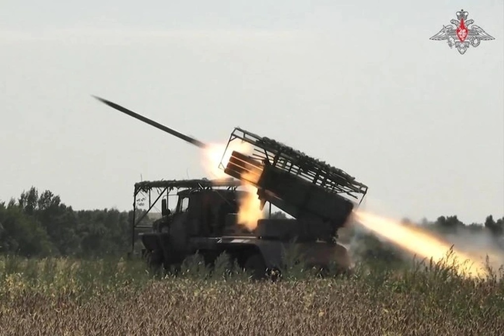 Nga đánh thẳng loạt cứ điểm, đẩy quân Ukraine tháo chạy ở Kursk - 1 Nga đánh thẳng loạt cứ điểm, đẩy quân Ukraine tháo chạy ở Kursk - 1