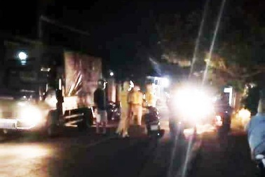 Nhóm thanh niên chém cảnh sát giao thông vì bị kiểm tra nồng độ cồn