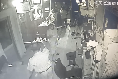 Nhân chứng nói gì về vụ bảo vệ bến xe bị hành hung?