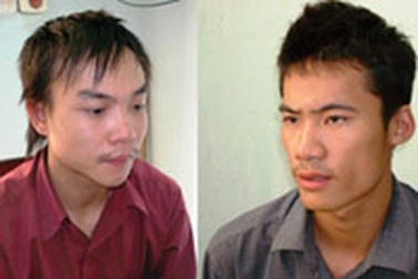 Hai đối tượng còn lại trong vụ “đấu súng” ra đầu thú