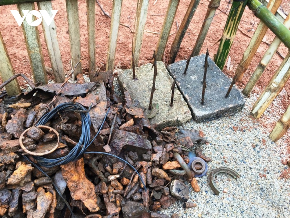 Chuyện về những người đi làm sạch đất trên biên giới Hà Giang - 4 Chuyện về những người đi làm sạch đất trên biên giới Hà Giang - 4