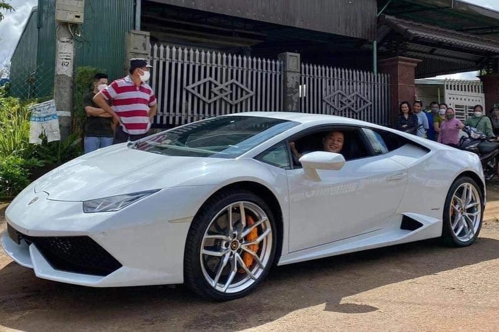 242209958_619791709018696_2613997005566084341_n.jpeg Xe Lamborghini 3 _ Đắk Lắk _CTV.jpeg