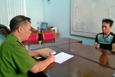 Bắt đối tượng "ngáo đá" có cả súng quân dụng, mìn tự chế