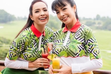 Đại gia đình Thuý Hằng – Thuý Hạnh “du xuân” đầu năm mới