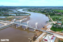 Cống thủy lợi ngăn mặn lớn nhất Bắc miền Trung sắp hoàn thiện