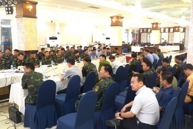 Phó Thủ tướng chỉ đạo chống bão Kajiki tại Sở chỉ huy tiền phương