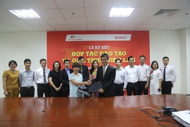 Cao đẳng thực hành FPT Polytechnic ký kết thỏa thuận hợp tác về đào tạo với VinMart+