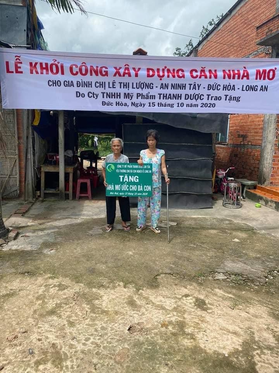 Mỹ phẩm Thanh Dược trao nhà tình thương cho gia đình khó khăn - 6 Mỹ phẩm Thanh Dược trao nhà tình thương cho gia đình khó khăn - 6