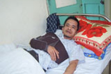 Hàng chục thanh niên vây đánh một Việt kiều