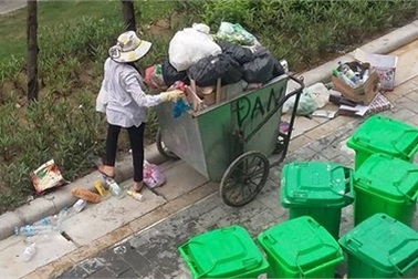 Những hình ảnh xấu xí tại chung cư ở Hà Nội