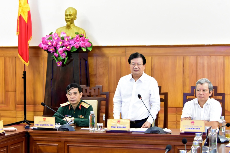 “Chưa bao giờ đất nước mất cùng lúc hai tướng như thế!” - 1 “Chưa bao giờ đất nước mất cùng lúc hai tướng như thế!” - 1