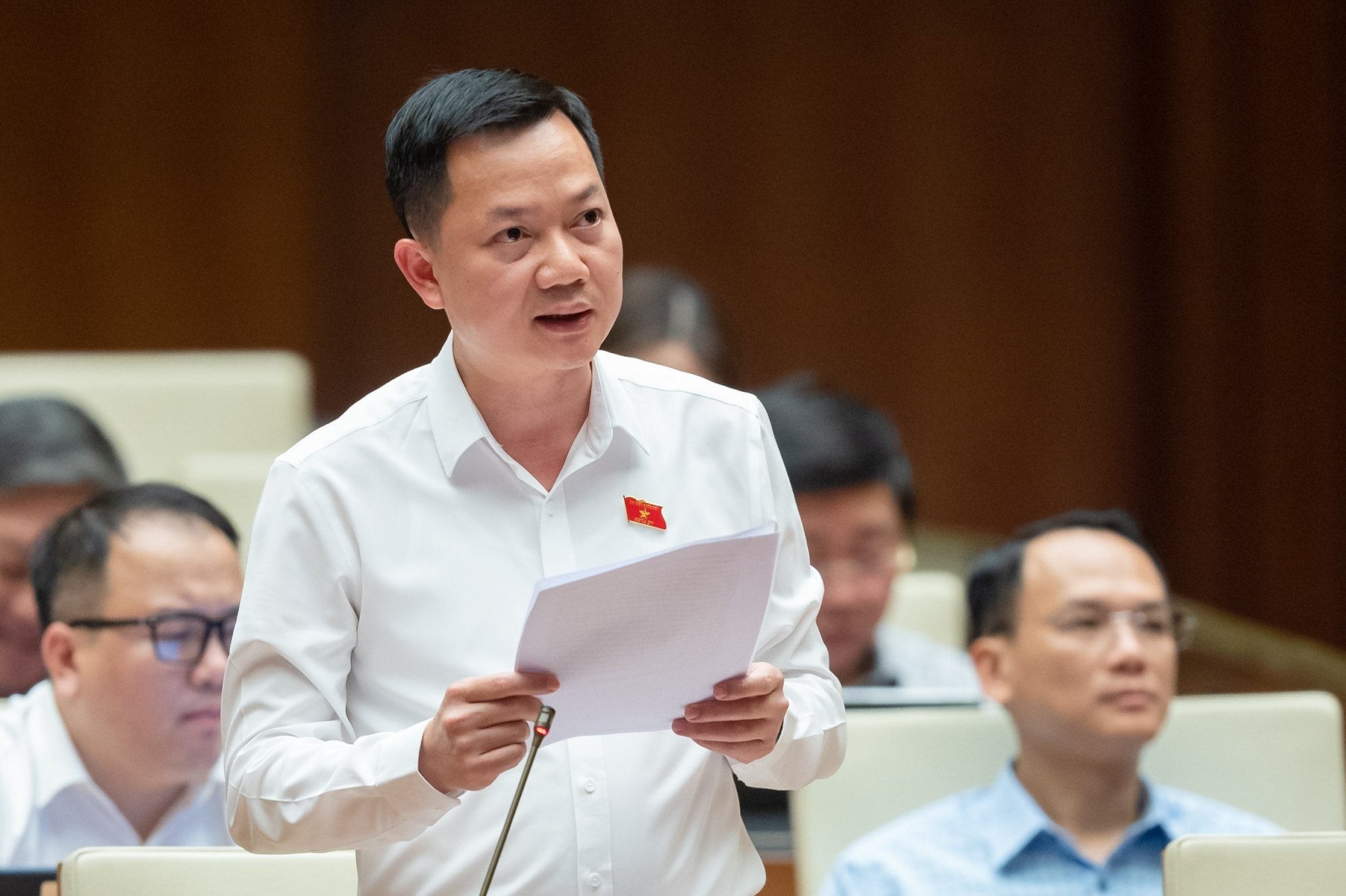 Aby se zabránilo křížovému vlastnictví a manipulaci, je nutné určit, kdo je skutečným vlastníkem banky - 1 Chống sở hữu chéo, thao túng thì cần xác định ai là chủ thực của ngân hàng - 1