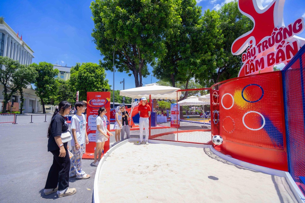 OMO tổ chức “Pháo đài lấm bẩn” tại Hà Nội: Bích Phương, RHYDER góp mặt - 5 OMO tổ chức “Pháo đài lấm bẩn” tại Hà Nội: Bích Phương, RHYDER góp mặt - 5