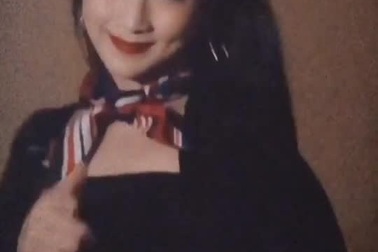 Video Vi Xù mặc đồ của mẹ thu hút đến hơn 3,5 triệu lượt xem