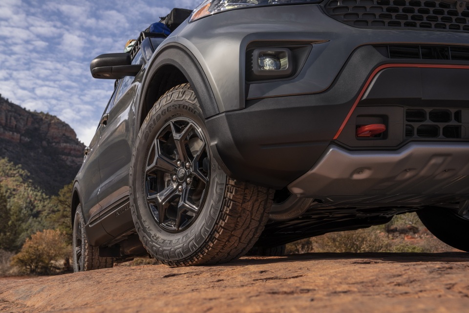 Ford Explorer Timberline 2021 ra mắt, sẵn sàng cho những chuyến off-road - 5 Ford Explorer Timberline 2021 ra mắt, sẵn sàng cho những chuyến off-road - 5