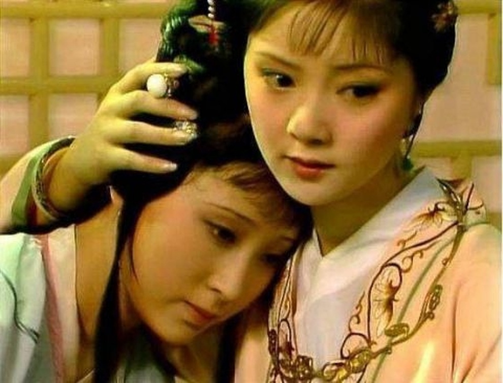 Ngã rẽ cuộc đời bất ngờ của hai mỹ nhân nổi tiếng nhất Hồng Lâu Mộng - 1 Ngã rẽ cuộc đời bất ngờ của hai mỹ nhân nổi tiếng nhất Hồng Lâu Mộng - 1