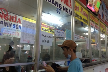 "Không cần thiết phải chen lấn, vội vàng mua vé xe về quê ăn Tết"