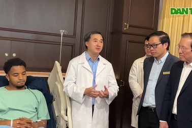 Cầu thủ Nguyễn Xuân Son sẵn sàng tập phục hồi sau 2-3 ngày tới