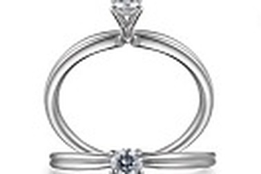 UNIQUE giới thiệu BST Nhẫn kim cương mới nhất 2010 "Sự phản chiếu"