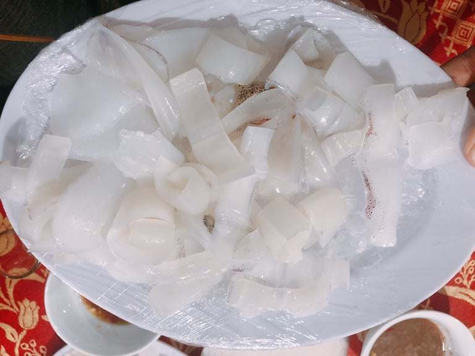 Con nhảy tanh tách, tiền triệu mỗi kg vẫn không có để bán - 11