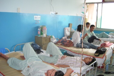 Bác sĩ "cò mồi" bệnh nhân đi chụp CT ở bên ngoài?