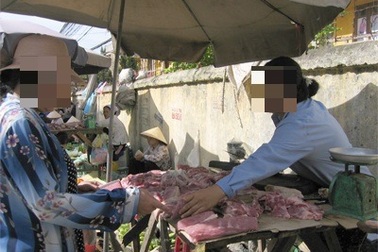 Cảnh giác với ngộ độc thực phẩm mùa hè