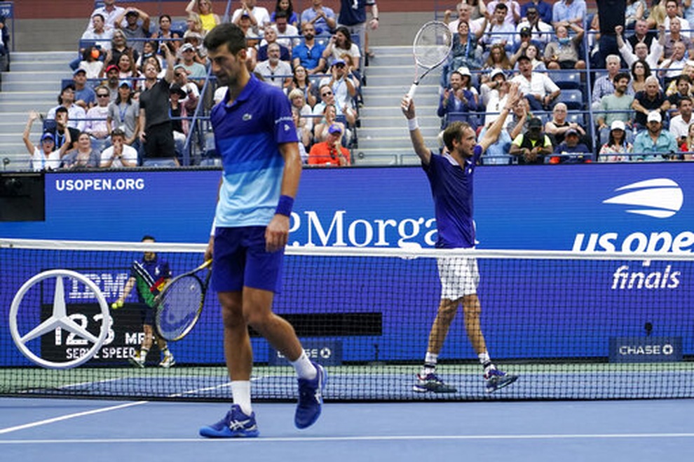 Djokovic chia sẻ lời gan ruột sau thất bại ở chung kết US Open 2021 - 2 Djokovic chia sẻ lời gan ruột sau thất bại ở chung kết US Open 2021 - 2