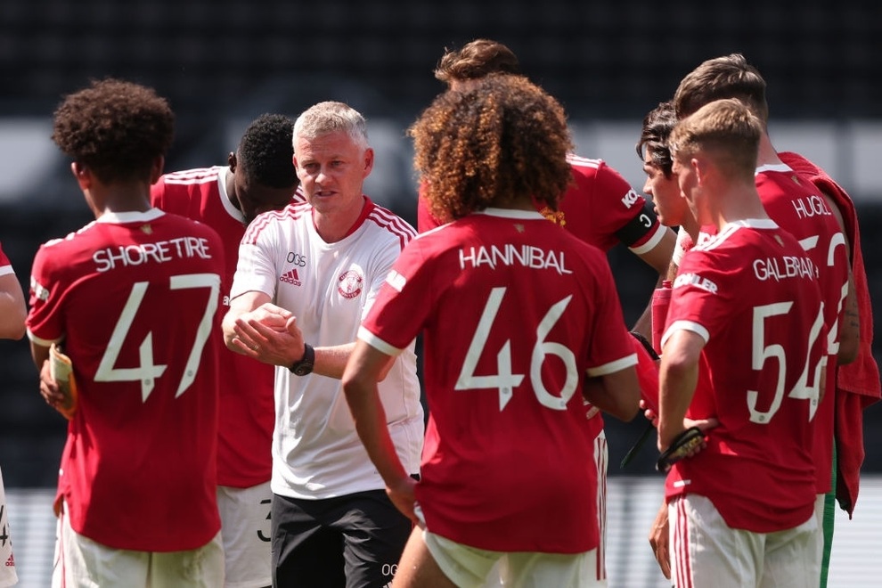 Man Utd thắng nhẹ nhàng trước đội bóng của Wayne Rooney - 9 Man Utd thắng nhẹ nhàng trước đội bóng của Wayne Rooney - 9