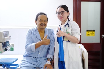 Kỳ tích cứu sống du khách người Mỹ suy đa tạng, suýt ngừng tim tại sân bay