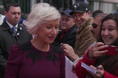 Helen Mirren trẻ trung dự sự kiện