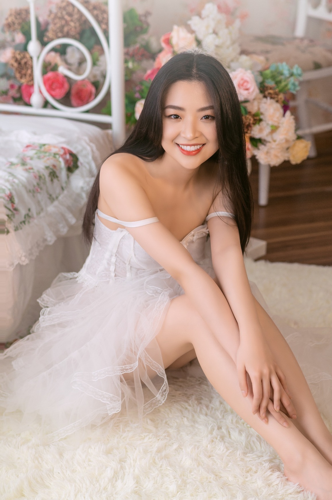 Hoa khôi kinh tế tốt nghiệp bằng Giỏi: Phụ nữ cần đặt mình ở vị trí số 1 - 3 Hoa khôi kinh tế tốt nghiệp bằng Giỏi: Phụ nữ cần đặt mình ở vị trí số 1 - 3