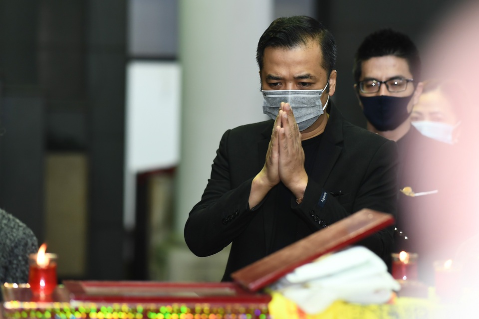 Nghệ sĩ ngậm ngùi tiễn biệt ông già hiền lành, chất phác của màn ảnh Việt - 22 Nghệ sĩ ngậm ngùi tiễn biệt ông già hiền lành, chất phác của màn ảnh Việt - 22
