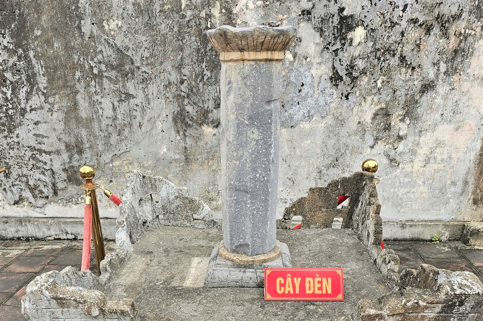 Báu vật tranh chân dung vị Thiền sư được phong Thánh trong ngôi đền cổ - 7 Báu vật tranh chân dung vị Thiền sư được phong Thánh trong ngôi đền cổ - 7