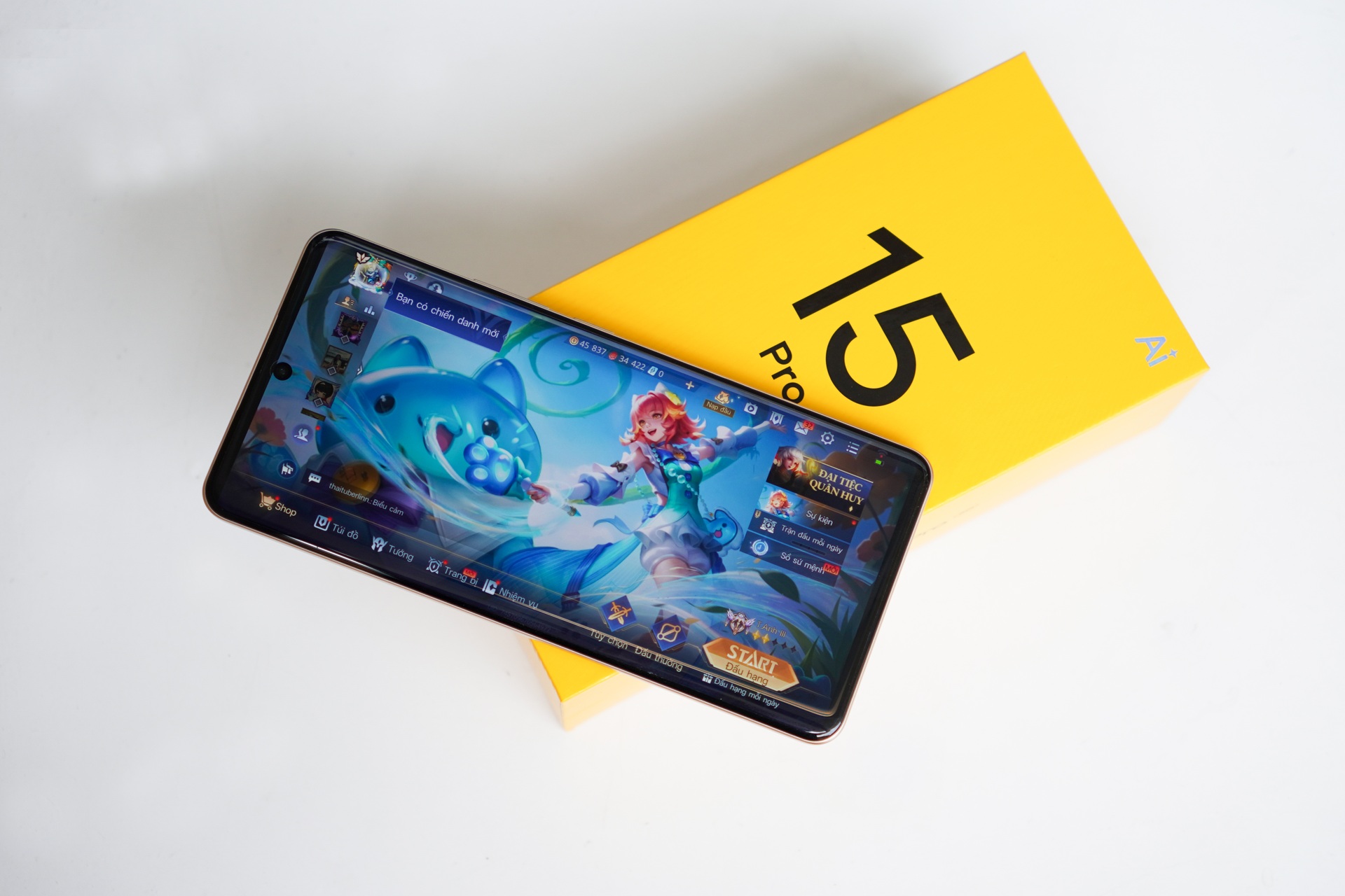realme 15 Pro៖ ដំណើរការល្អ AI ចម្រុះ ប៉ុន្តែការរចនាត្រូវការការកែលម្អ - ១១ realme 15 Pro: Hiệu suất tốt, AI đa dạng nhưng thiết kế cần cải thiện - 11