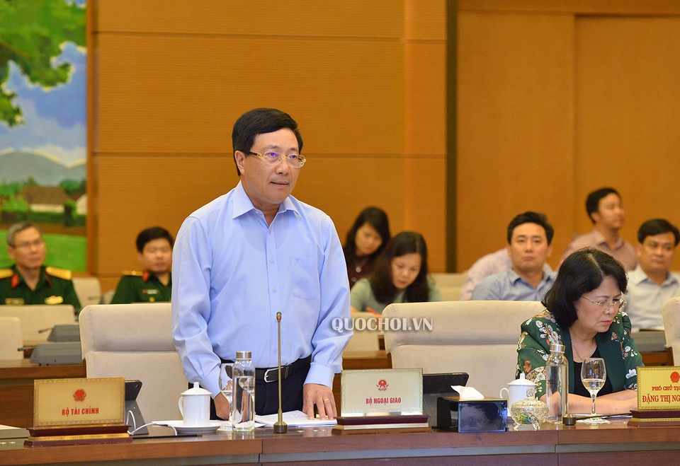 Huyện, xã đều có thể ký thỏa thuận quốc tế, lãnh đạo lo ngại - 1 Huyện, xã đều có thể ký thỏa thuận quốc tế, lãnh đạo lo ngại - 1