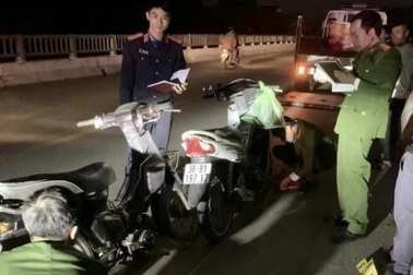 Dừng xe giữa cầu để nôn ói, nam thanh niên gây tai nạn chết người
