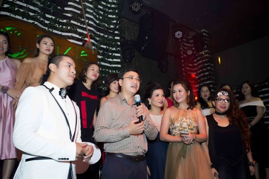 Ca sĩ Kasim và mẹ kêu gọi được 400 triệu ủng hộ bệnh nhân ung thư