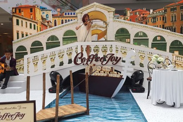 Bánh café giòn tan, hương vị Ý nồng nàn