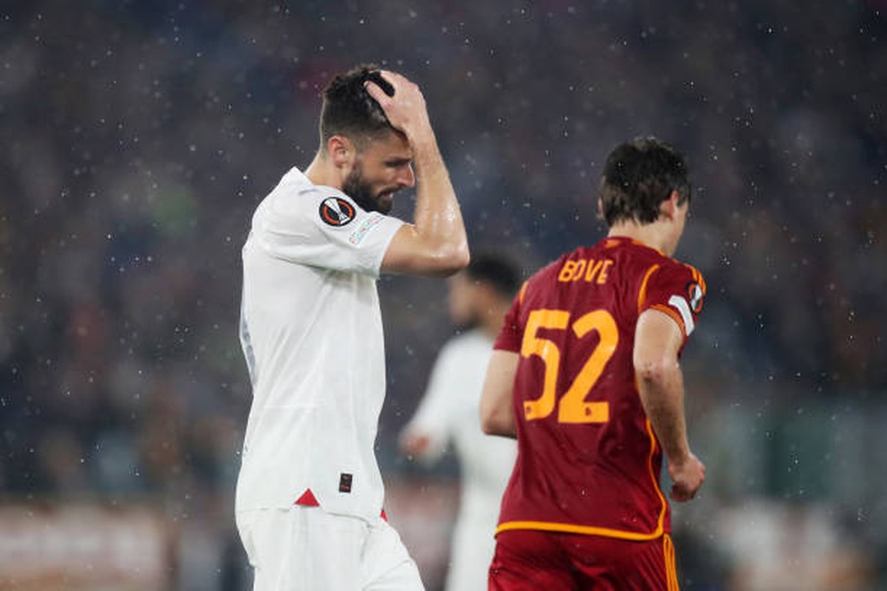 Đánh bại AC Milan, AS Roma tiến vào bán kết Europa League - 3