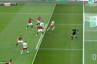 Tranh cãi gay gắt xung quanh bàn thắng bị từ chối của Southampton trước MU