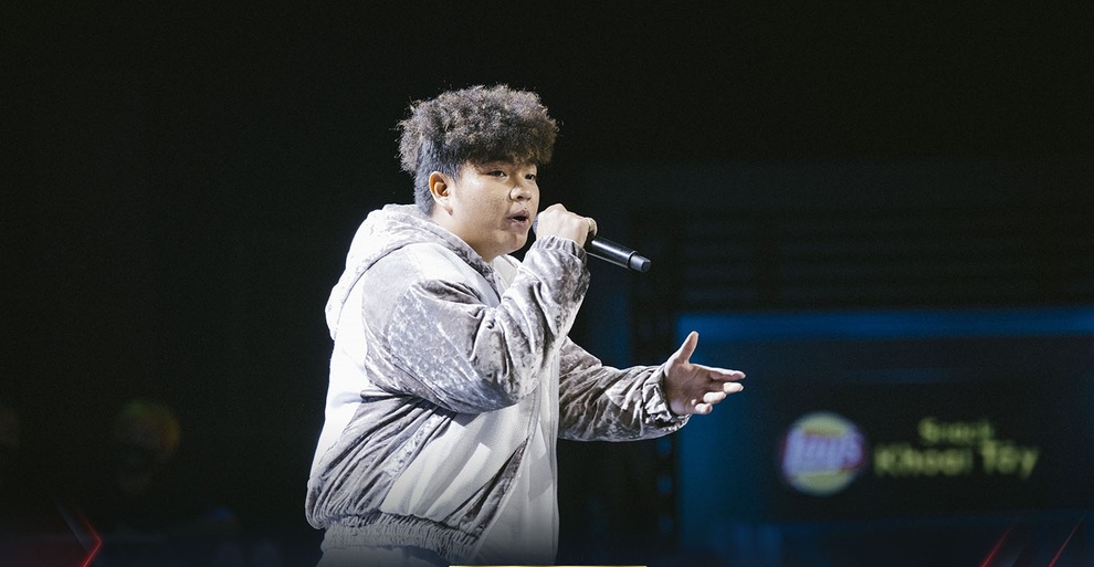 Rap Việt tập 4: MC Trấn Thành lại... rơi nước mắt - 3 Rap Việt tập 4: MC Trấn Thành lại... rơi nước mắt - 3