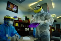 Nam thanh niên TP HCM nhập cảnh trái phép và 9 người khác mắc Covid-19