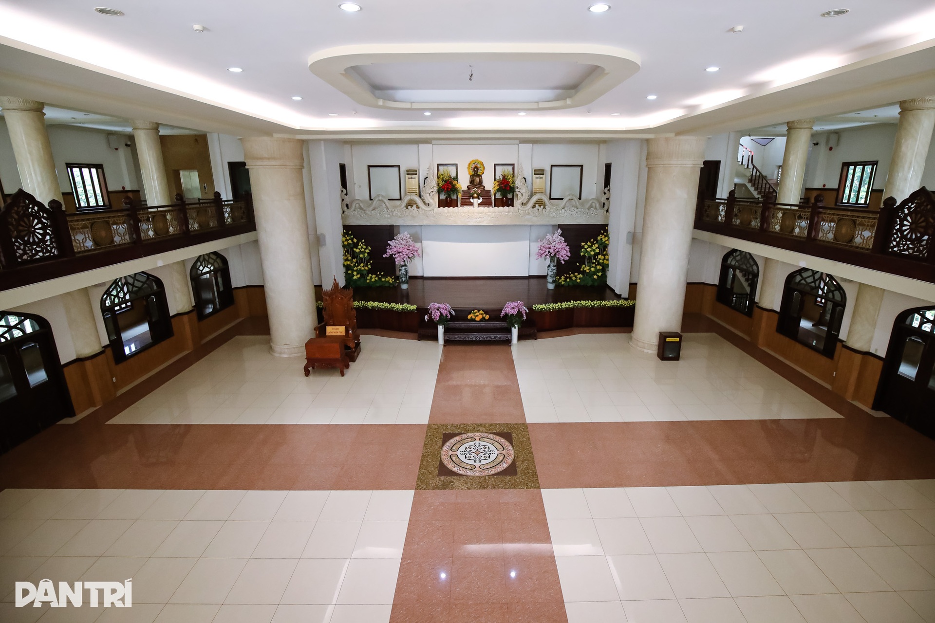 Cận cảnh ngôi chùa từng được xếp vào hàng đẹp nhất thế giới - 7 Cận cảnh ngôi chùa từng được xếp vào hàng đẹp nhất thế giới - 7